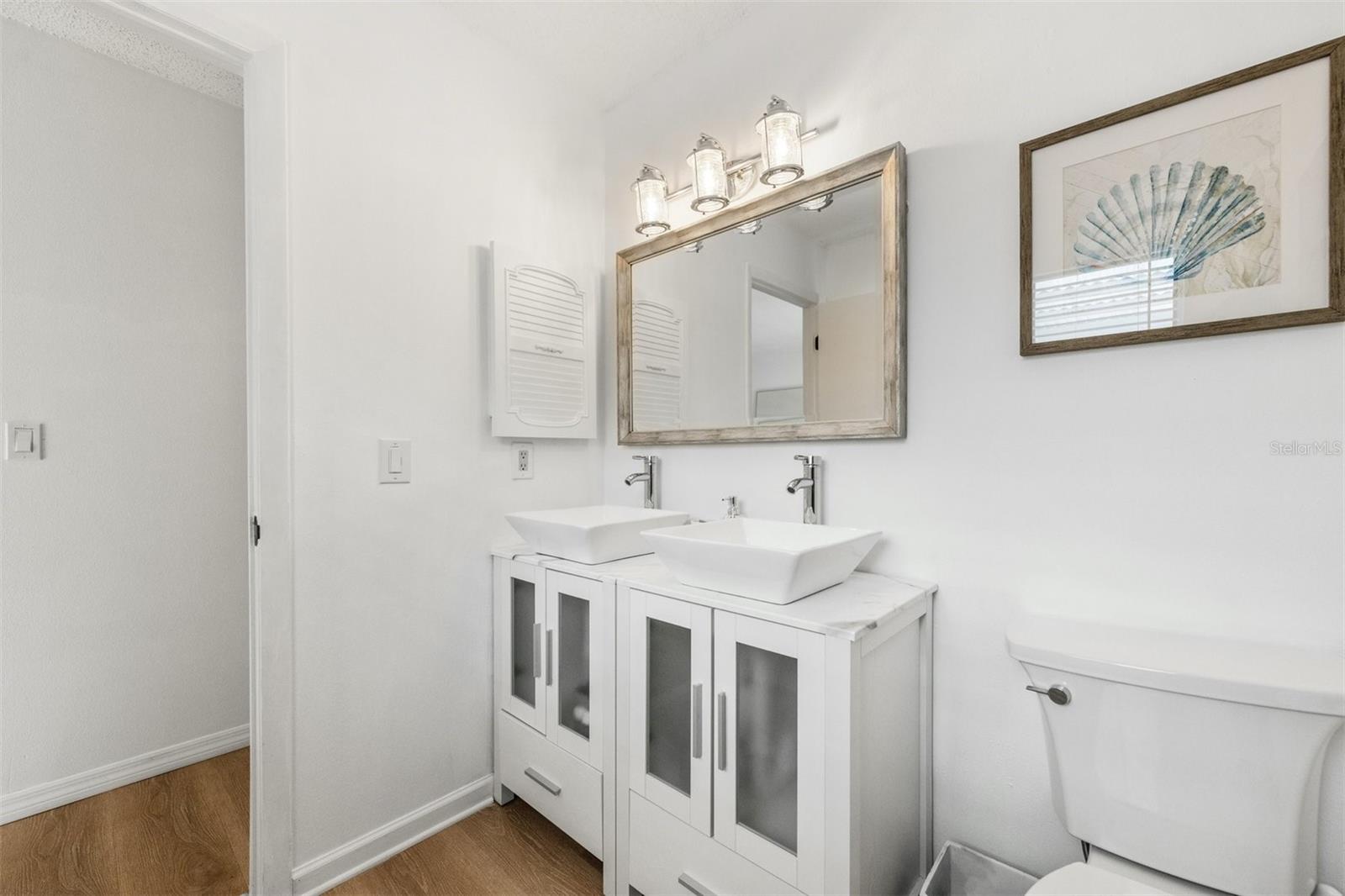 WOODPINE LAKE - Residential