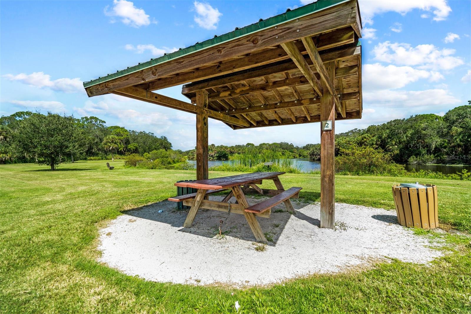 WOODPINE LAKE - Residential