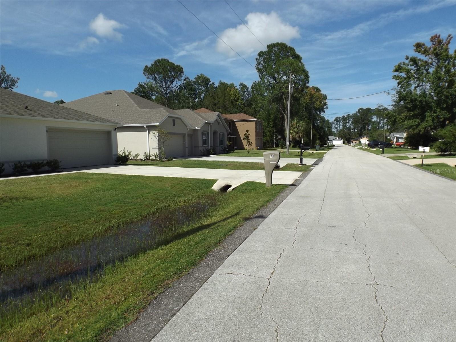 PALM HARBOR - Land