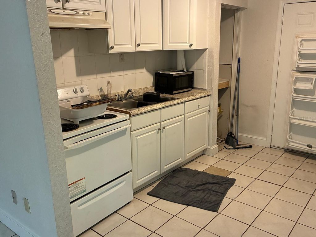 Photo of 315 Daniel Avenue, Brooksville, FL 34601 (MLS # TB8508547)