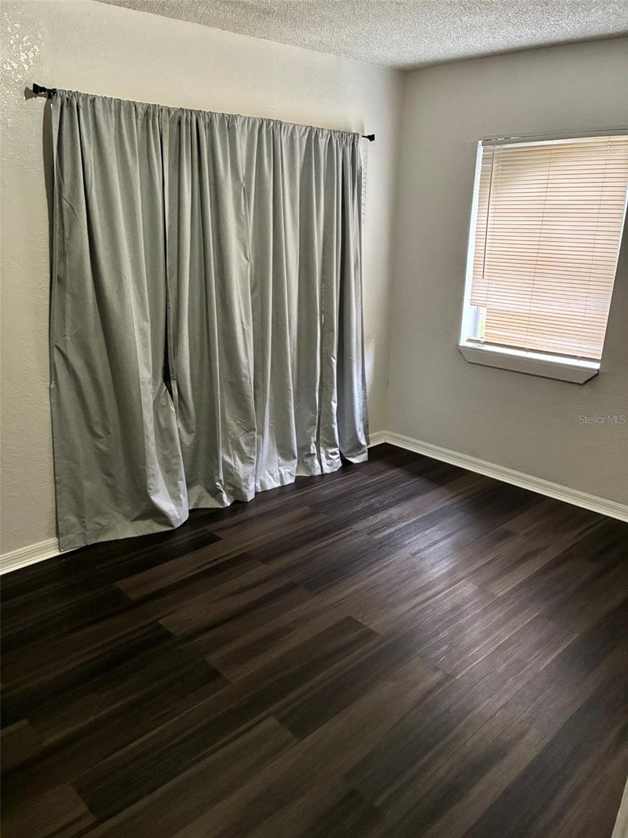 HALES ADD TO BROOKSVL - Residential