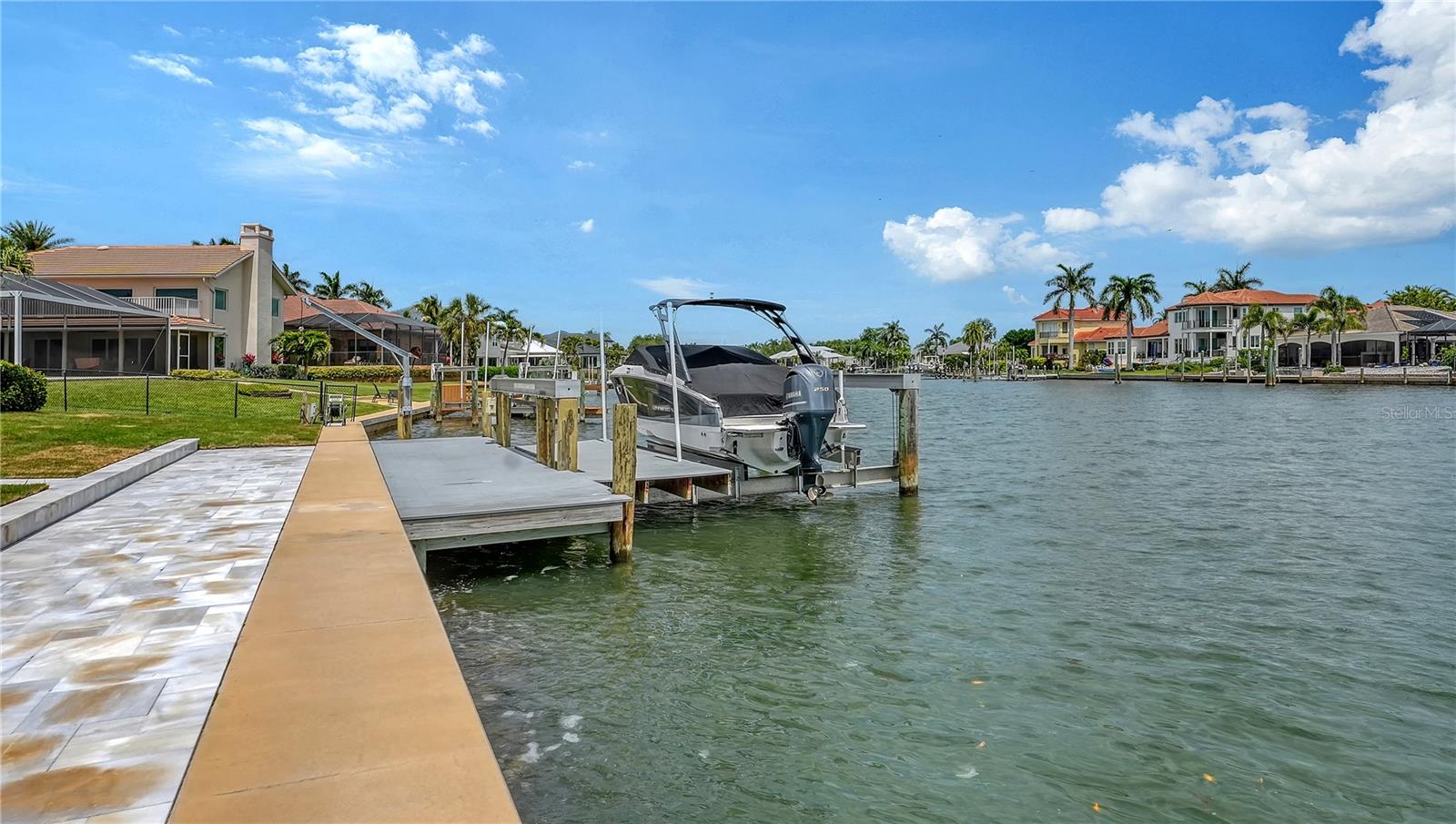 SOUTHPOINTE SHORES - Residential