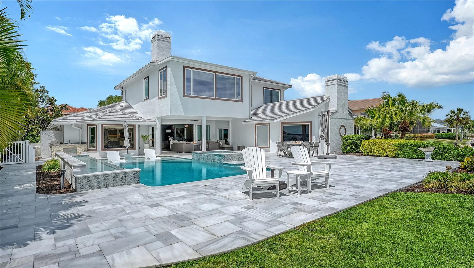 SOUTHPOINTE SHORES - Residential