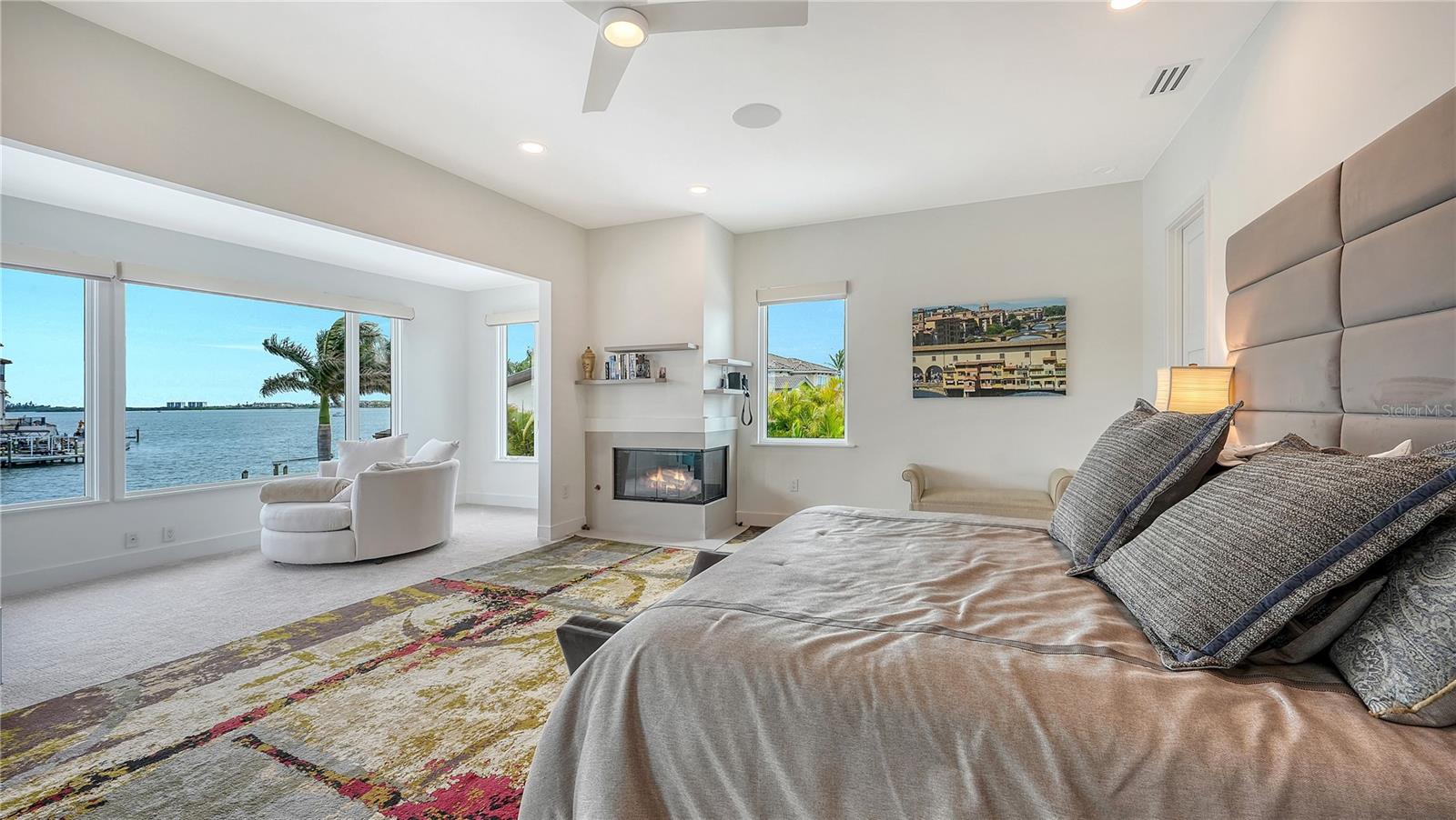 SOUTHPOINTE SHORES - Residential