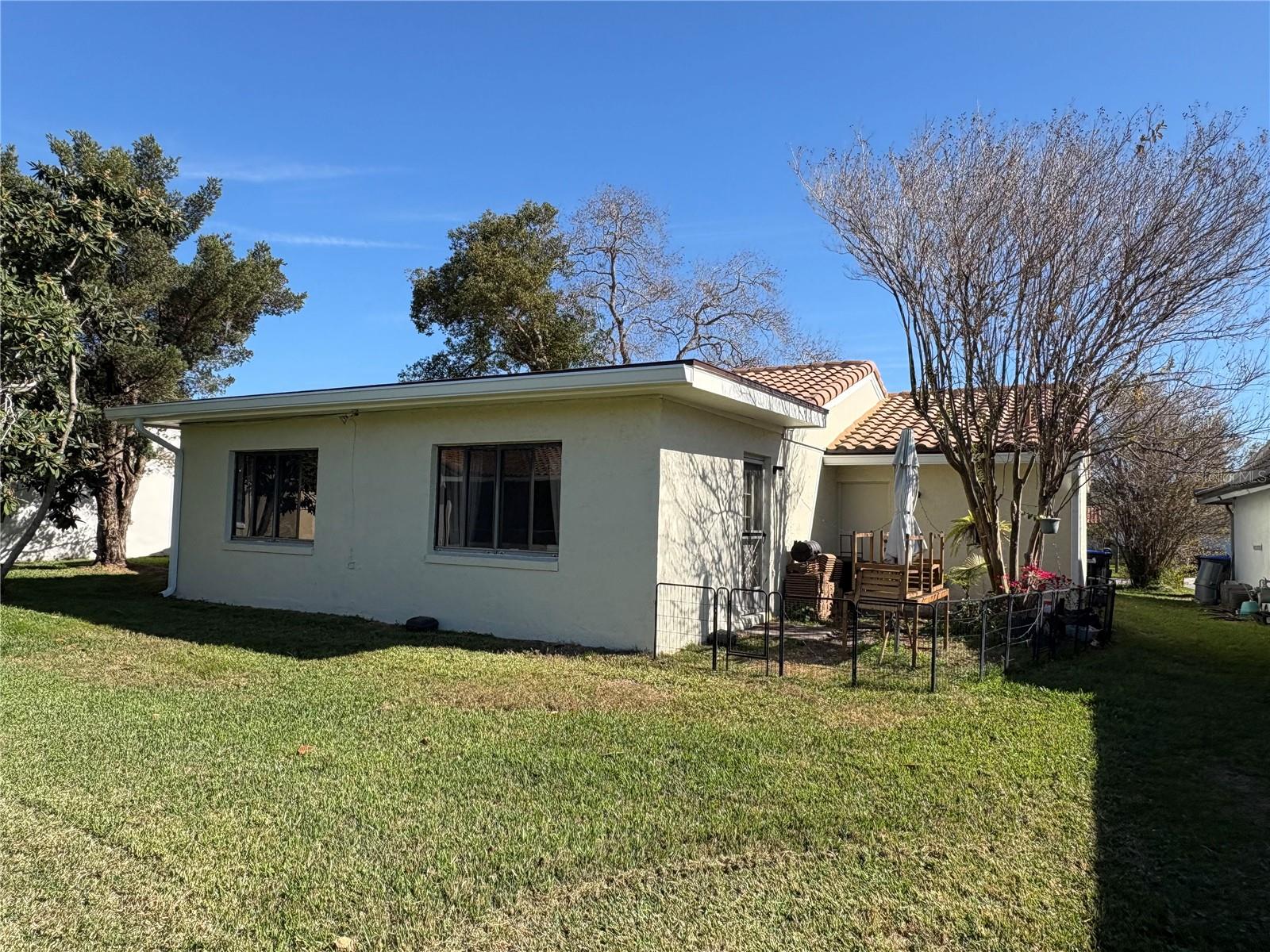 WINDMILL POINTE - Residential