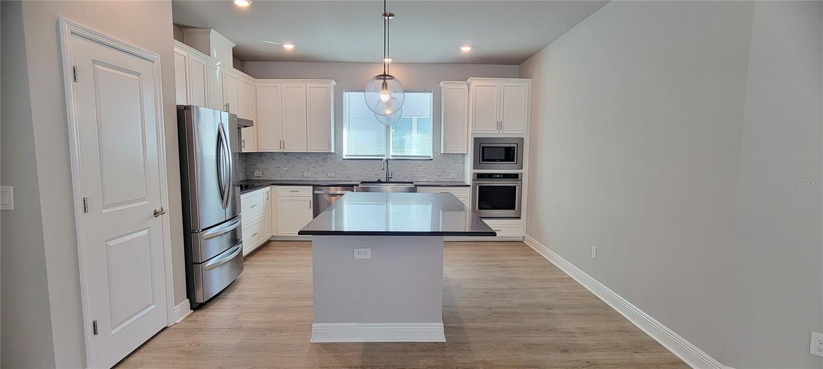 PERSIMMON PARK PH 1 - Residential Lease