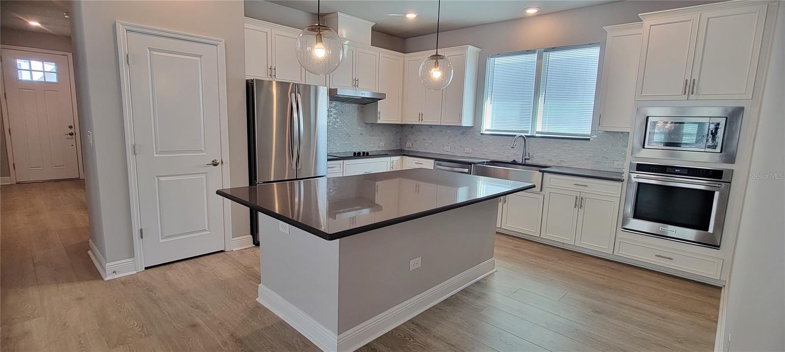 PERSIMMON PARK PH 1 - Residential Lease