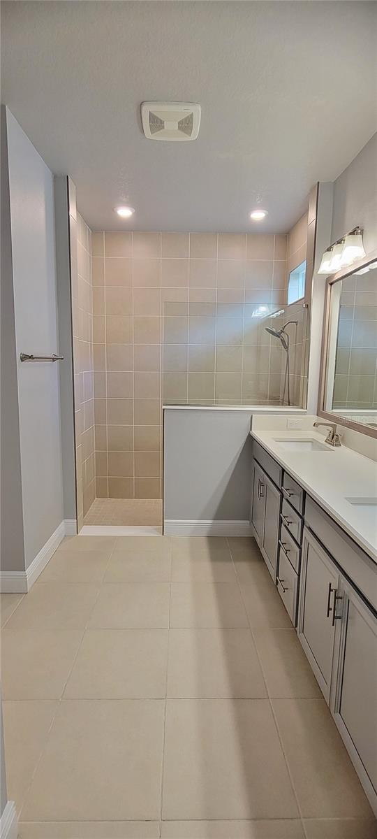 PERSIMMON PARK PH 1 - Residential Lease