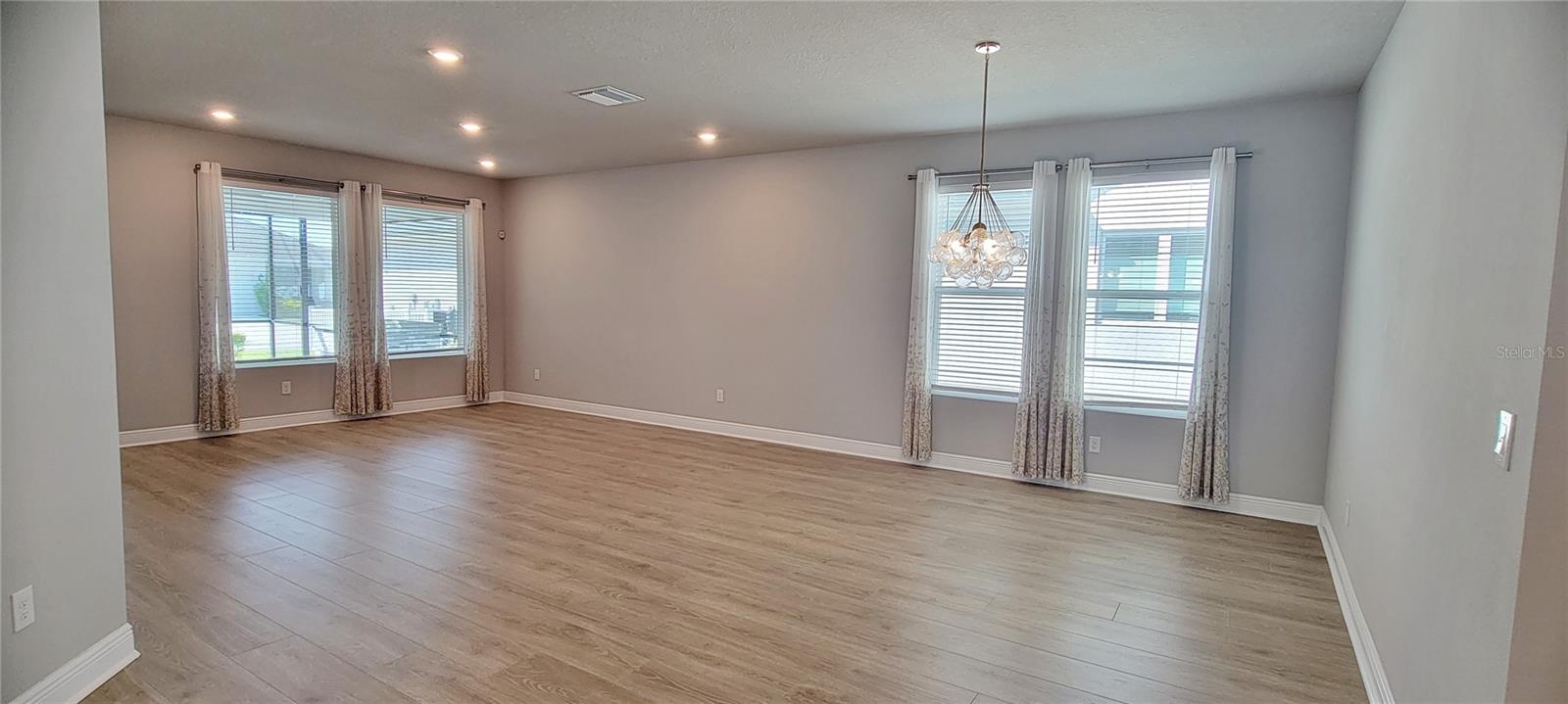 PERSIMMON PARK PH 1 - Residential Lease