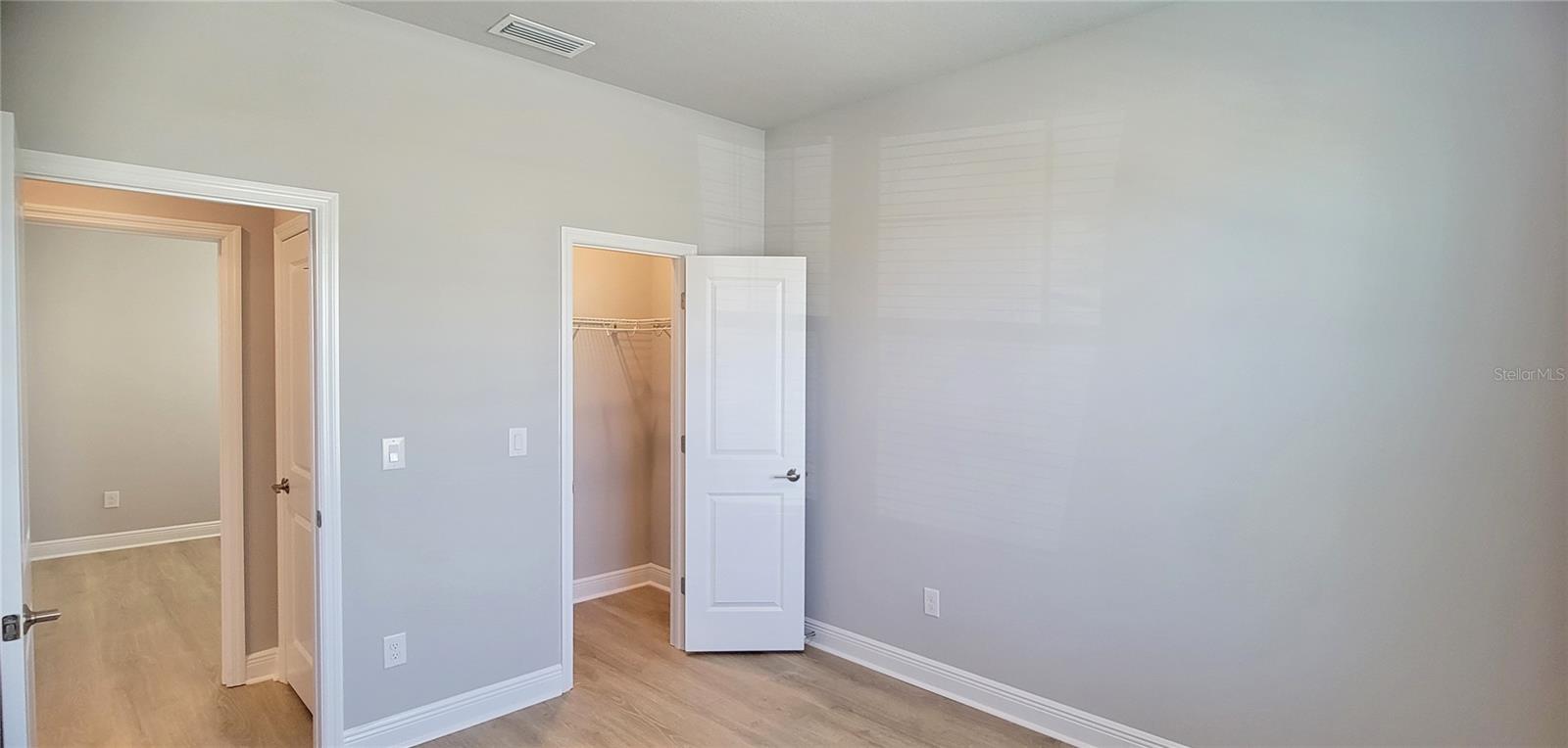 PERSIMMON PARK PH 1 - Residential Lease