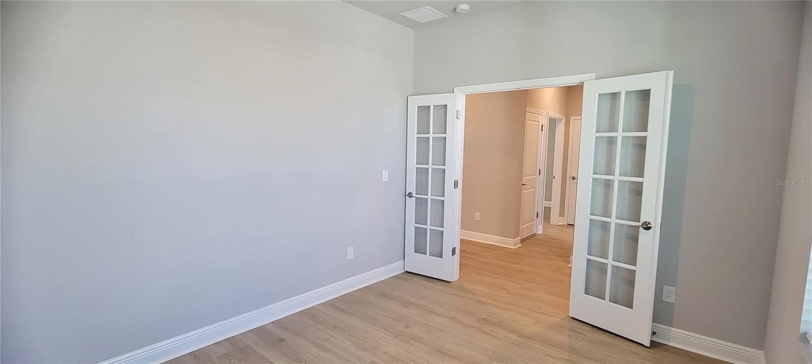PERSIMMON PARK PH 1 - Residential Lease