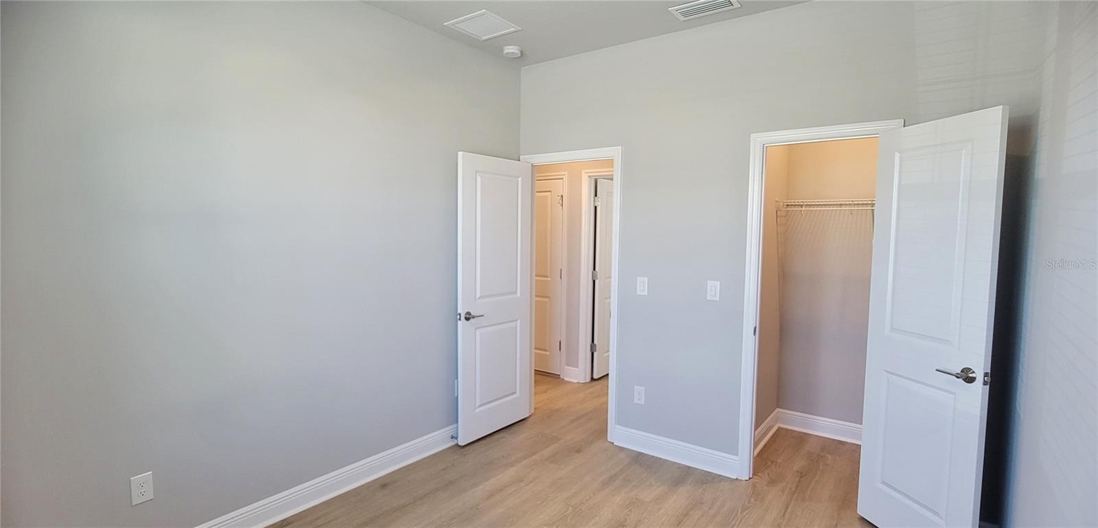 PERSIMMON PARK PH 1 - Residential Lease