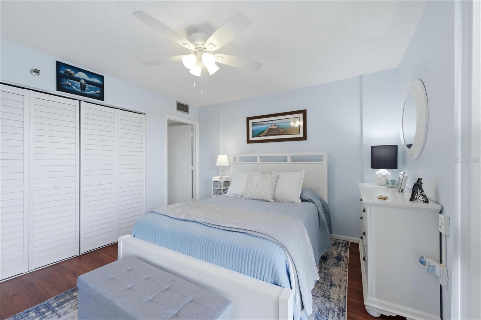 PROMENADES EAST - Residential