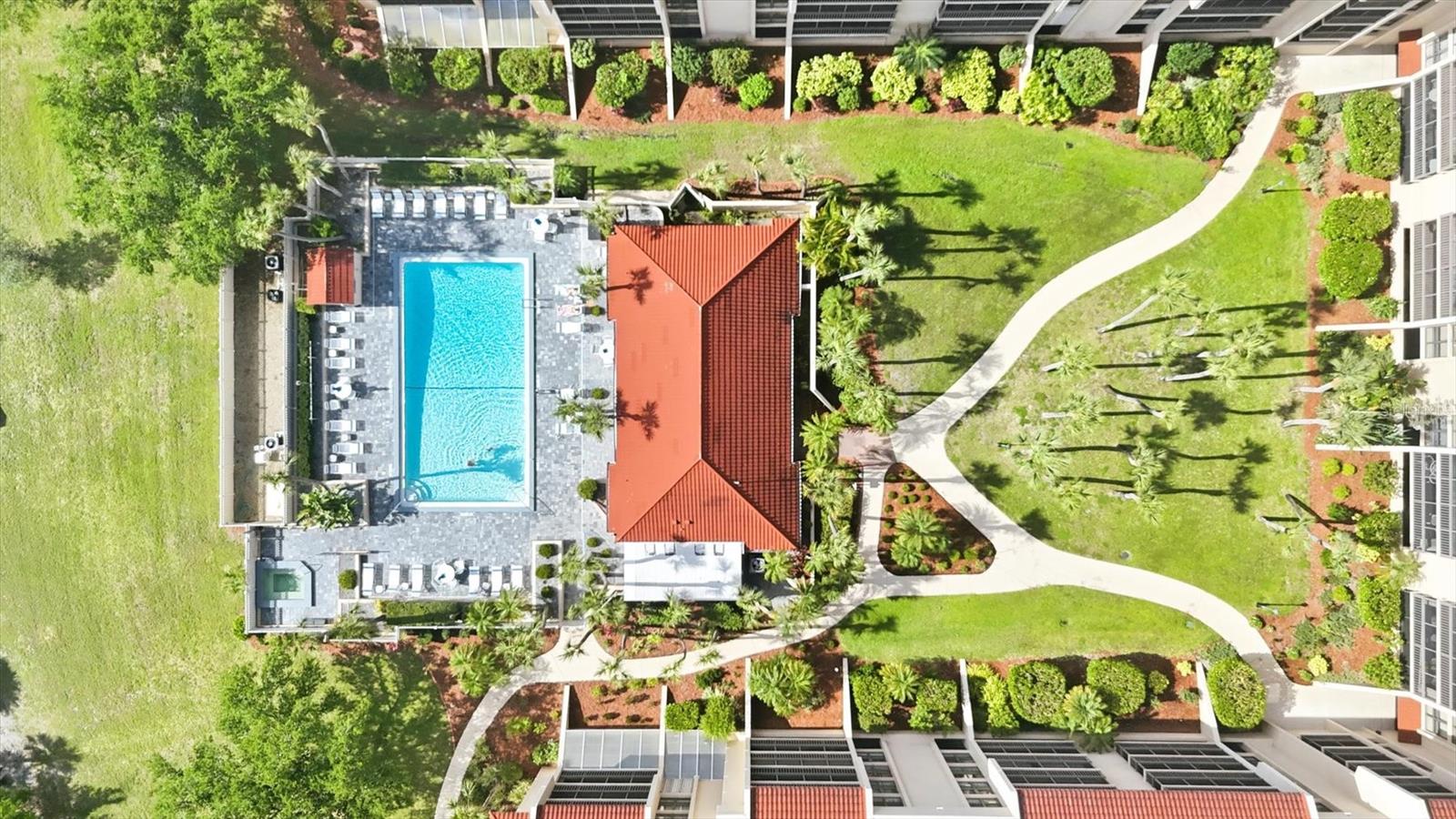 PROMENADES EAST - Residential