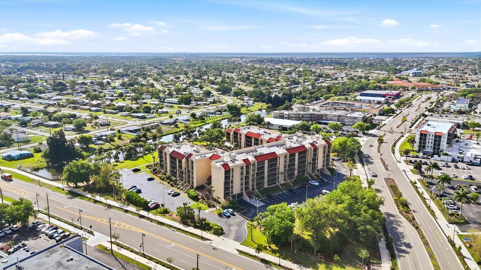 PROMENADES EAST - Residential