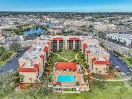 PROMENADES EAST - Residential