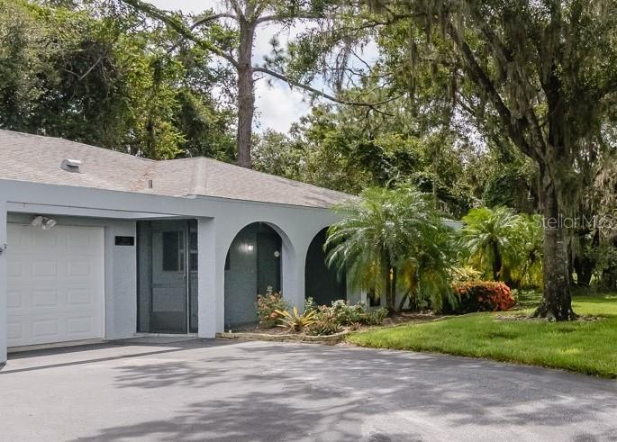 1210 PALMER LANE