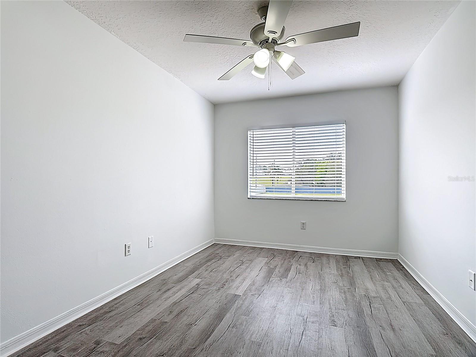 ISLAND CLUB WEST PH 01 - Residential