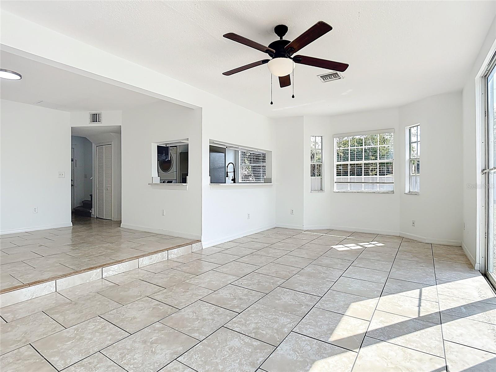 ISLAND CLUB WEST PH 01 - Residential