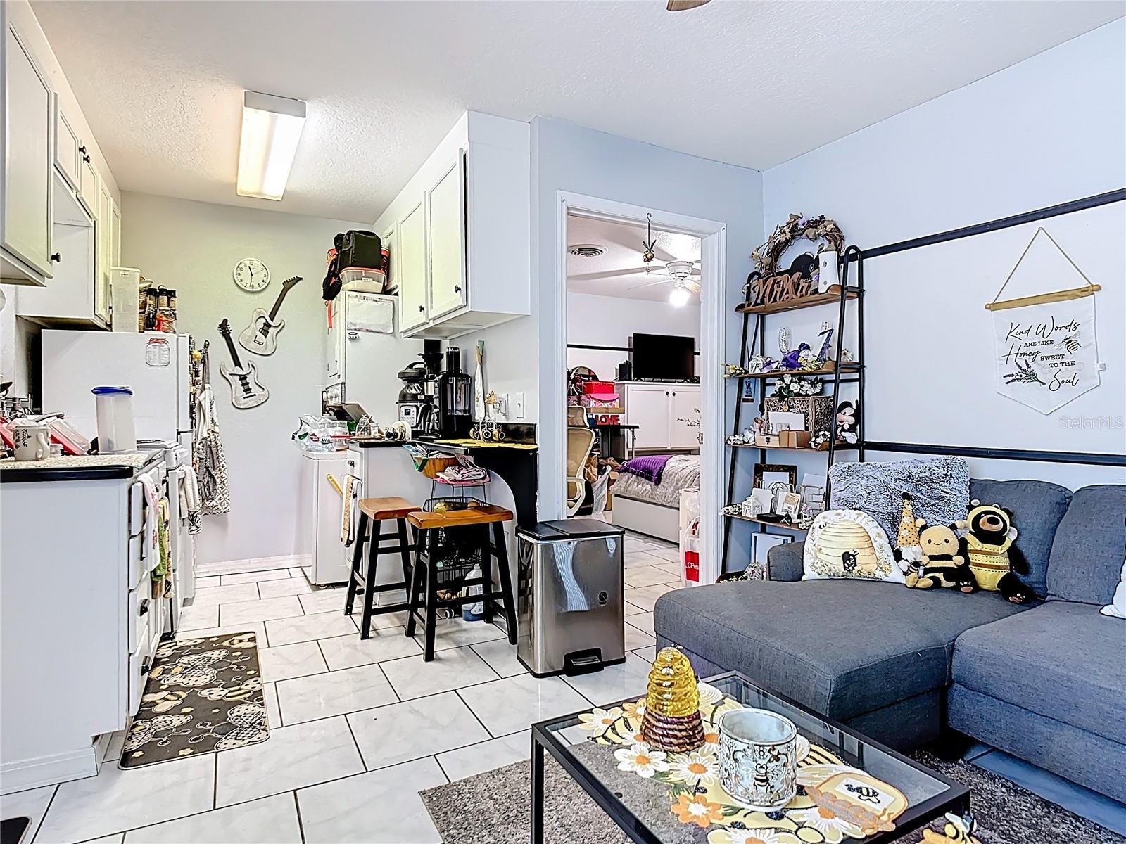 ISLAND CLUB WEST PH 01 - Residential