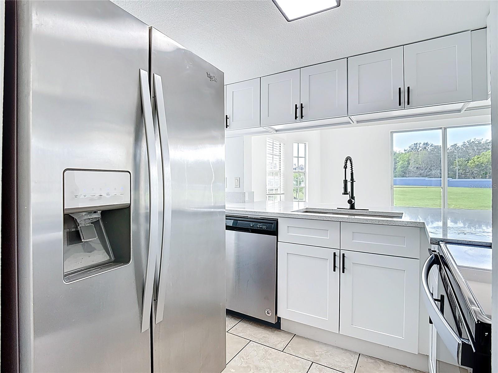 ISLAND CLUB WEST PH 01 - Residential