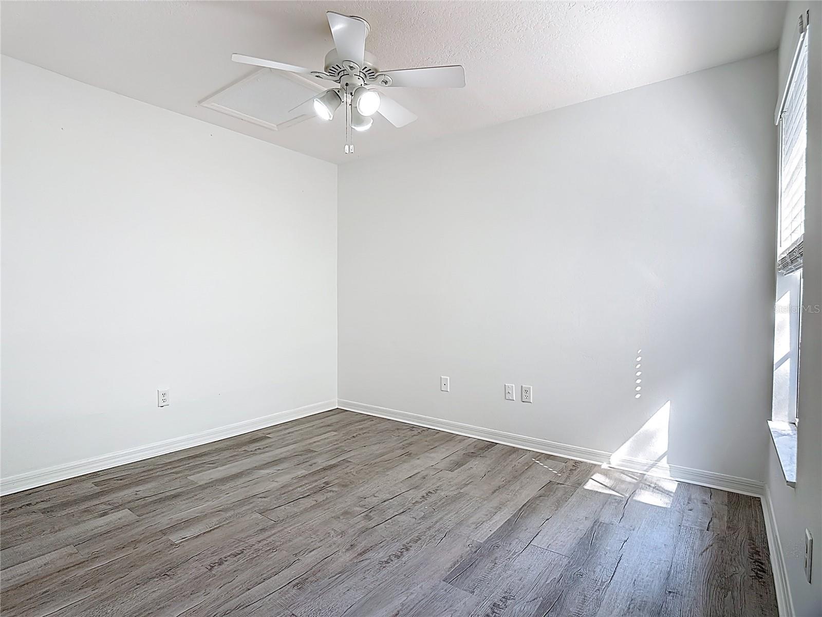 ISLAND CLUB WEST PH 01 - Residential