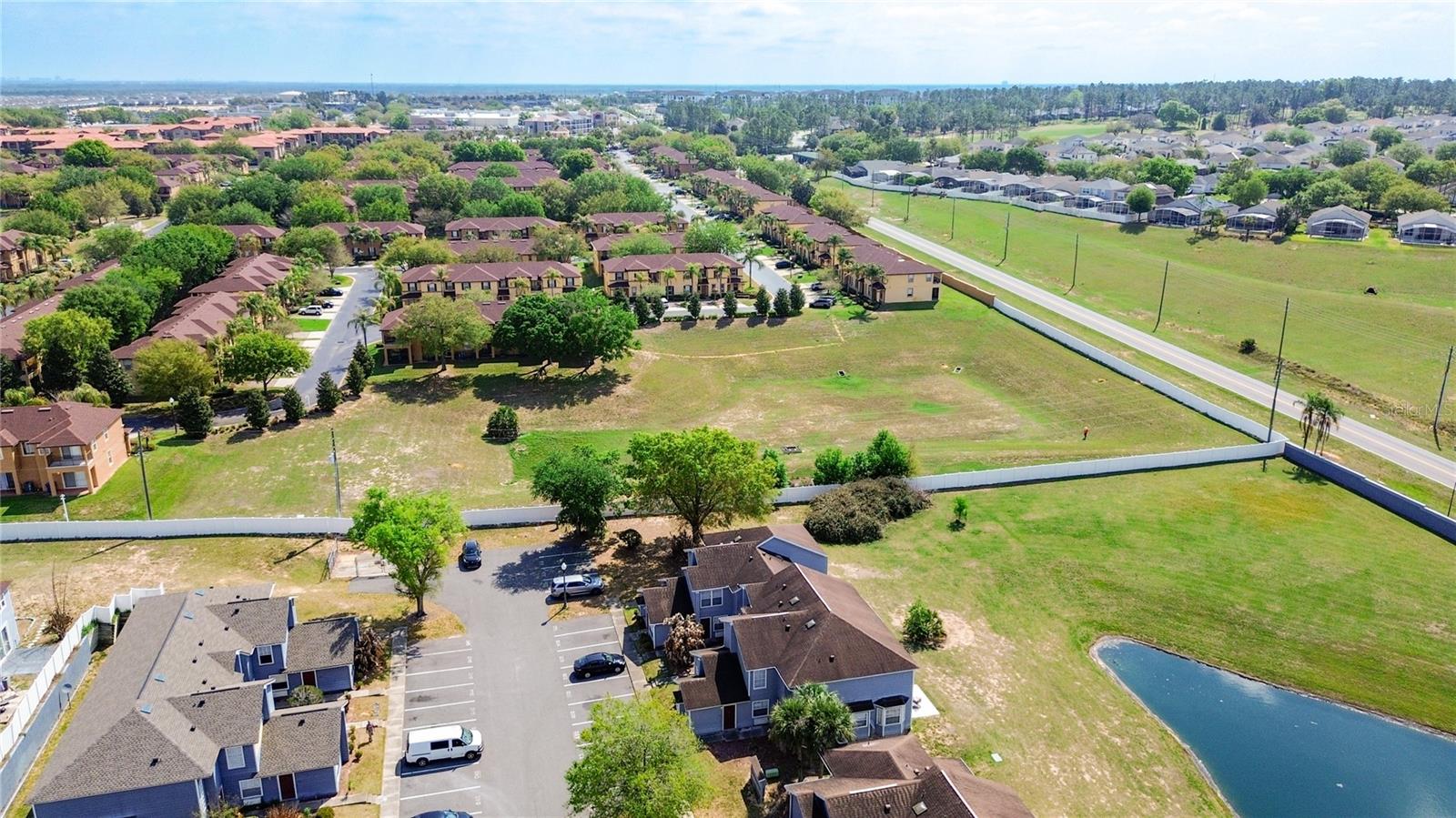 ISLAND CLUB WEST PH 01 - Residential