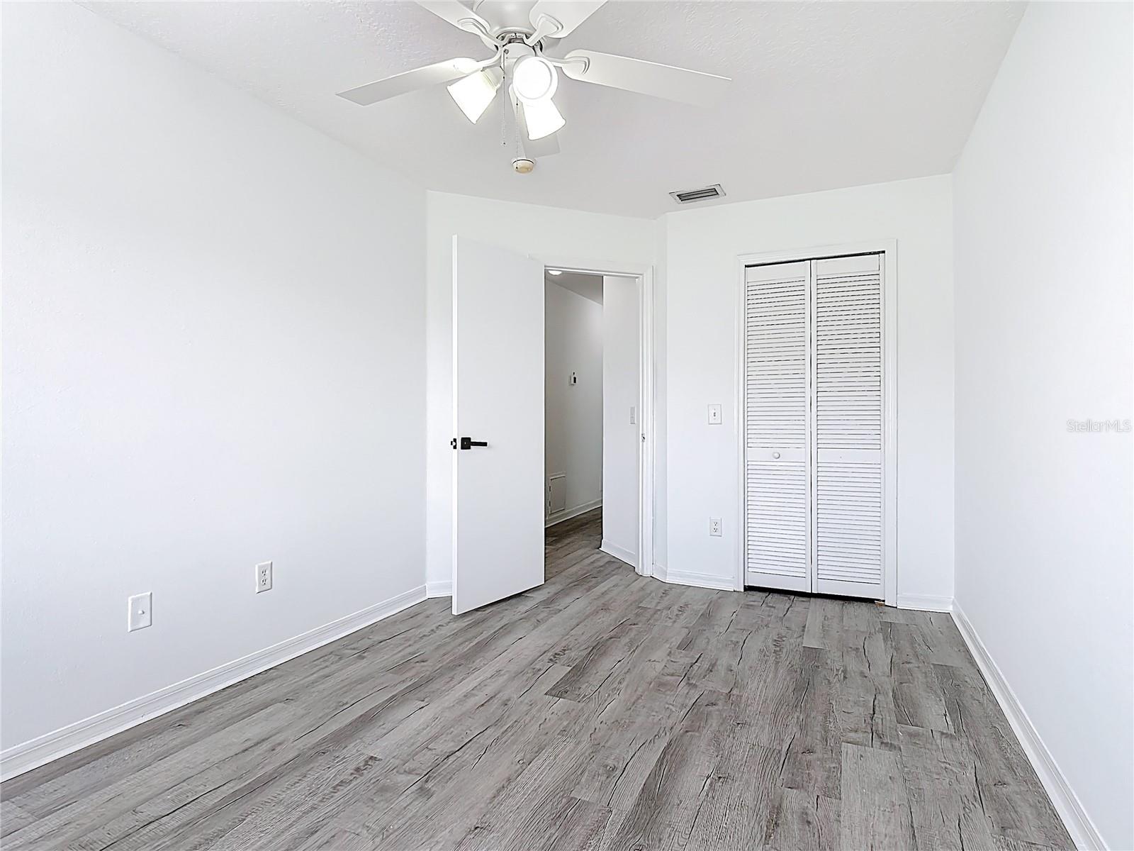 ISLAND CLUB WEST PH 01 - Residential