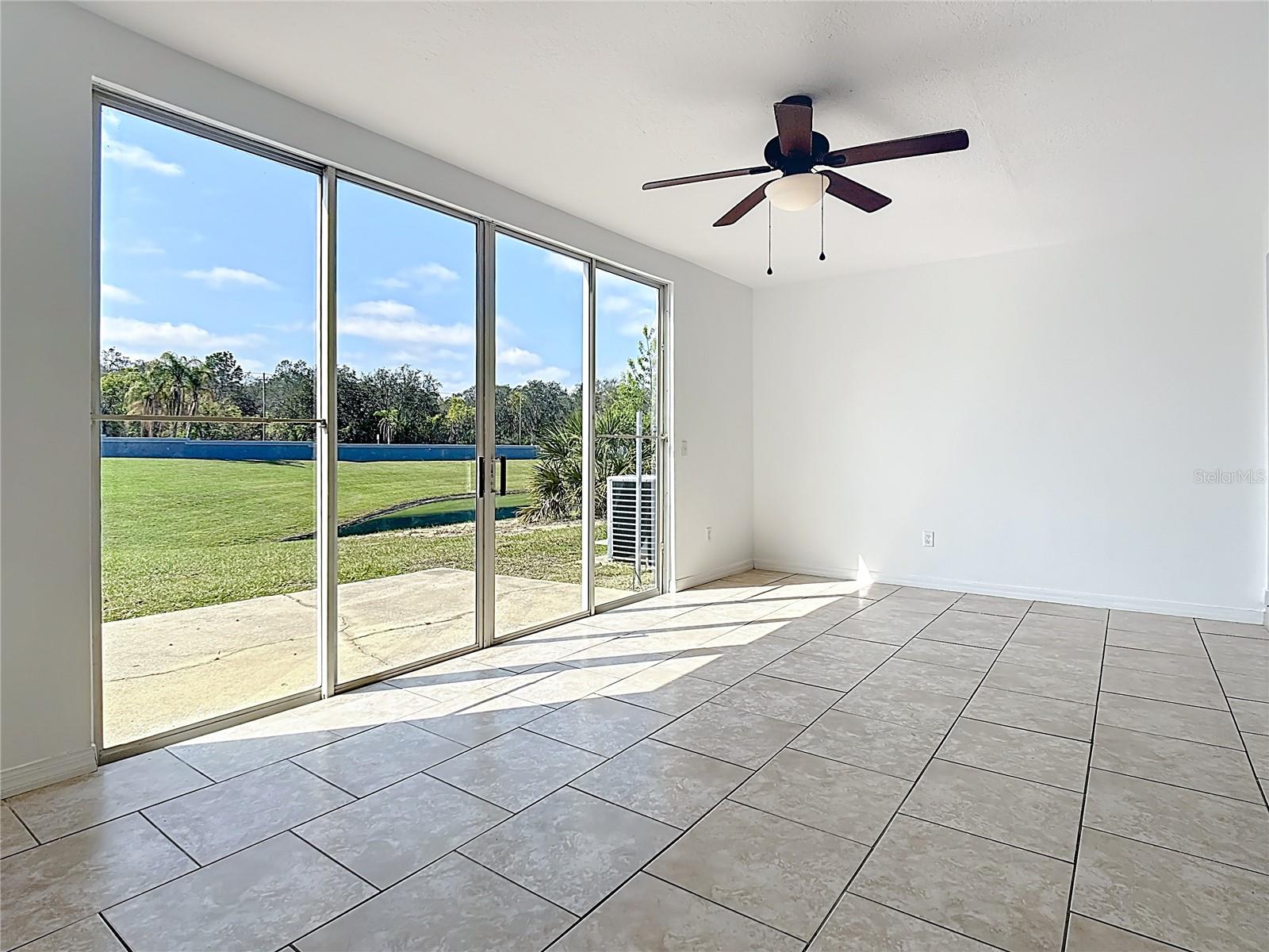 ISLAND CLUB WEST PH 01 - Residential