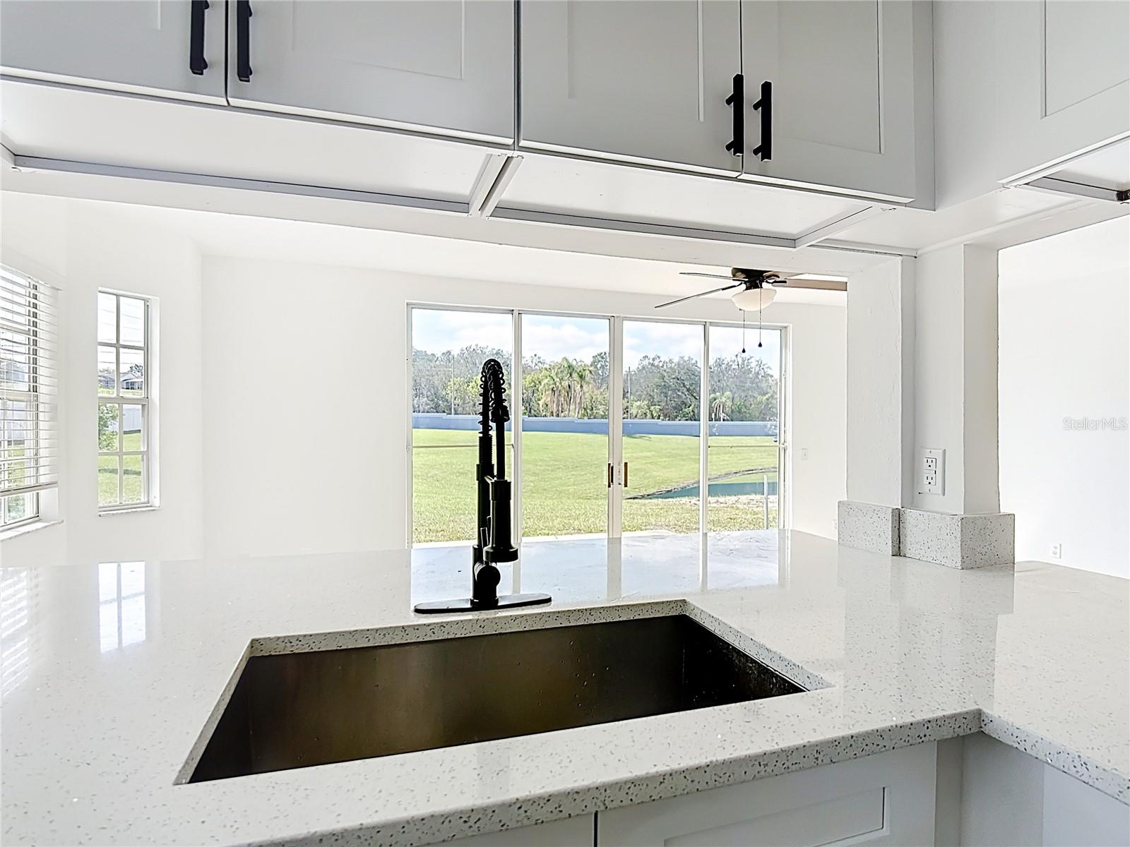 ISLAND CLUB WEST PH 01 - Residential