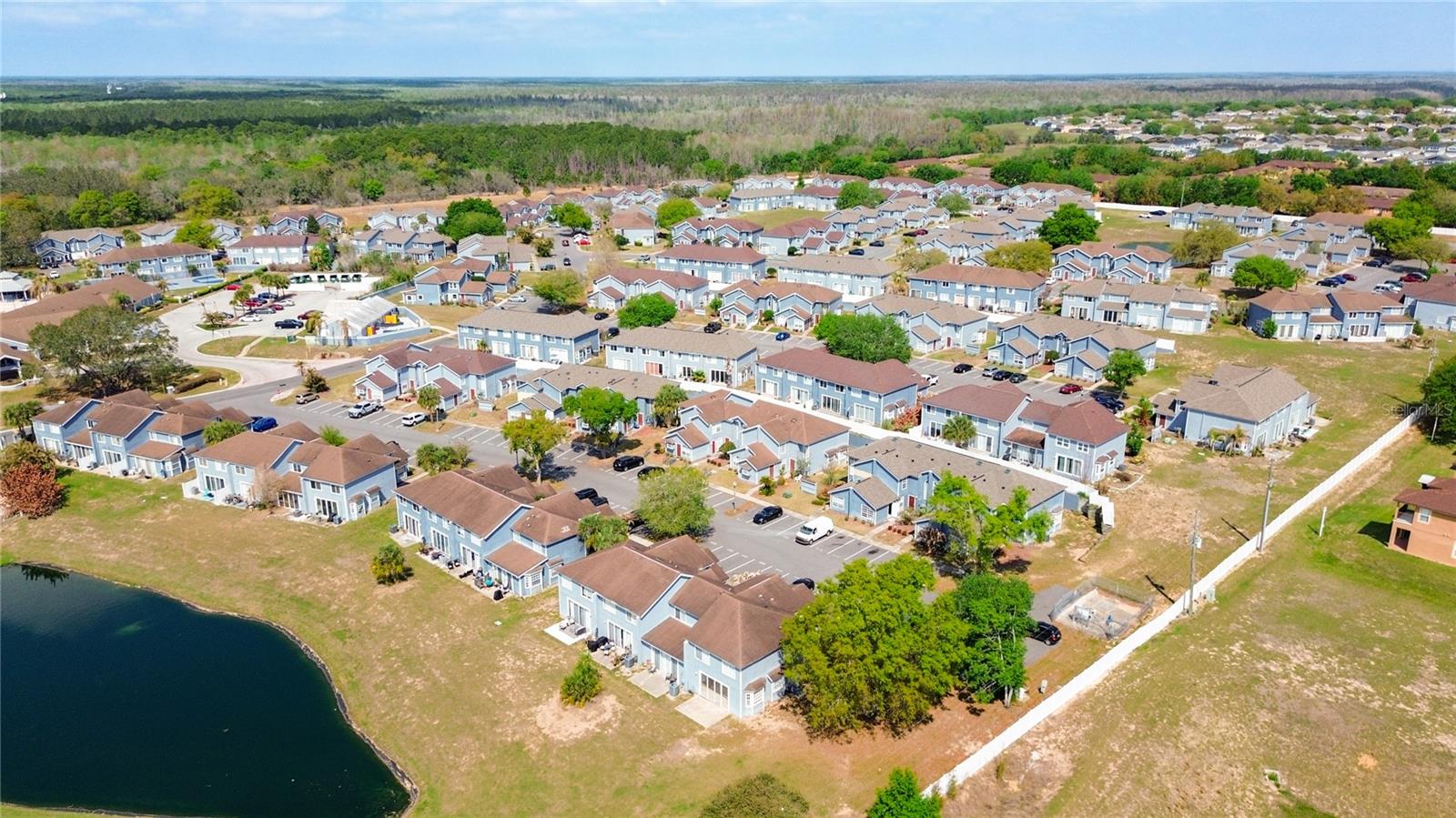 ISLAND CLUB WEST PH 01 - Residential