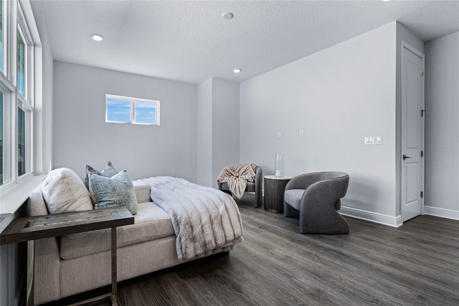 BELLA COLLINA WEST SUB - Residential