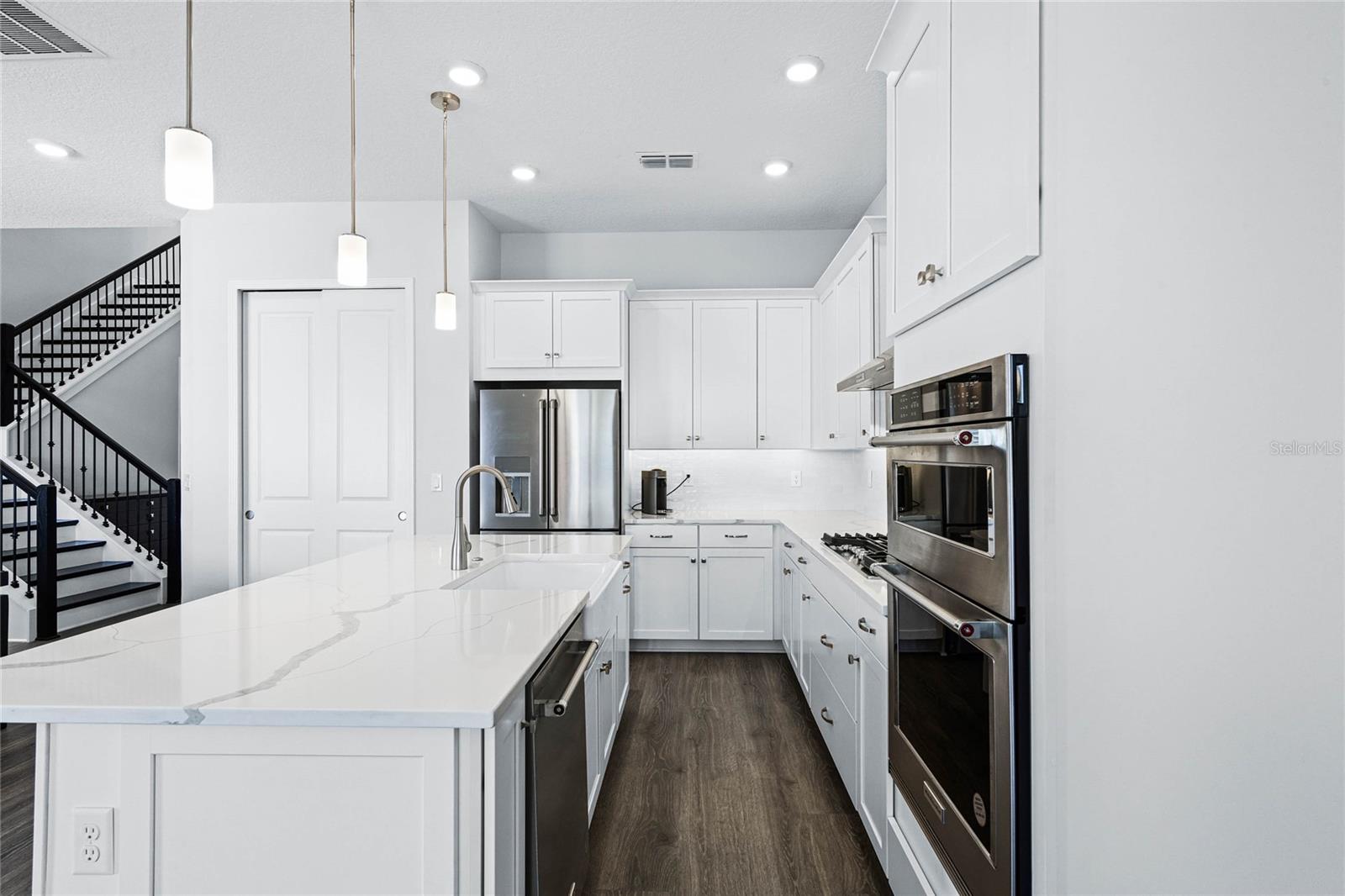 BELLA COLLINA WEST SUB - Residential