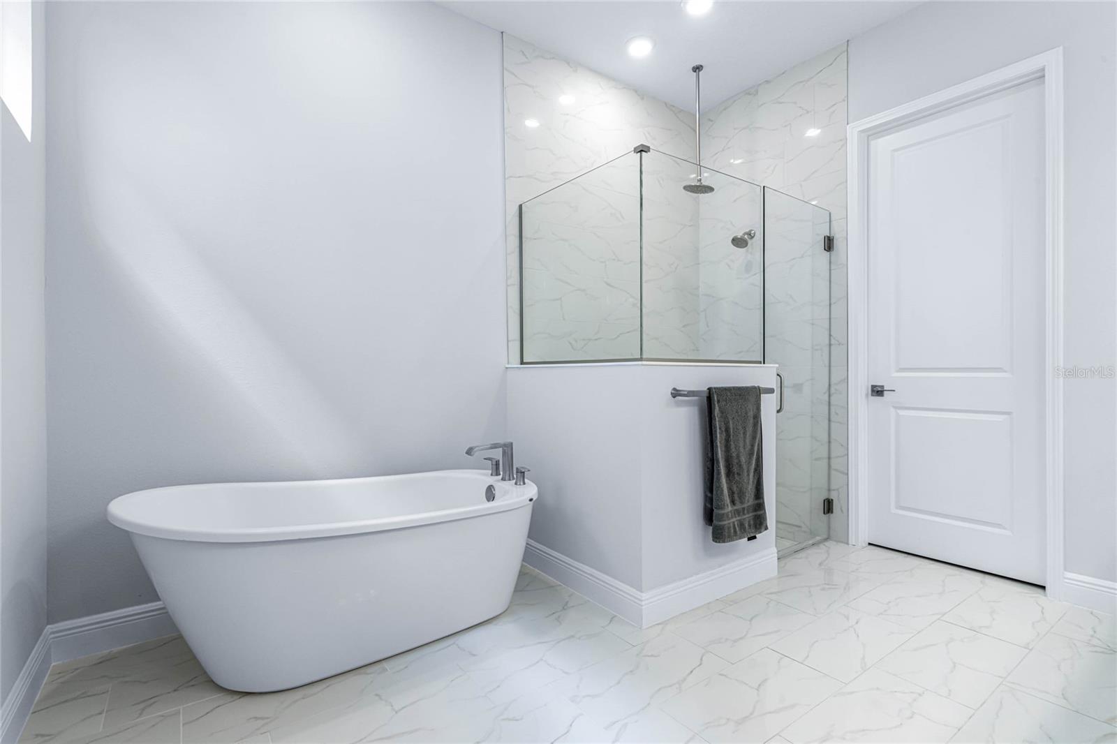 BELLA COLLINA WEST SUB - Residential