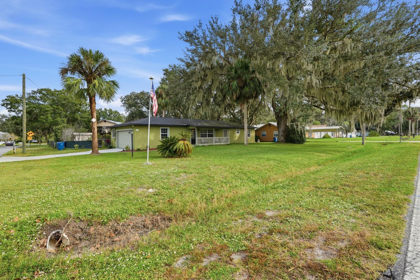 ST JOHNS RIVER LAND CO - Residential