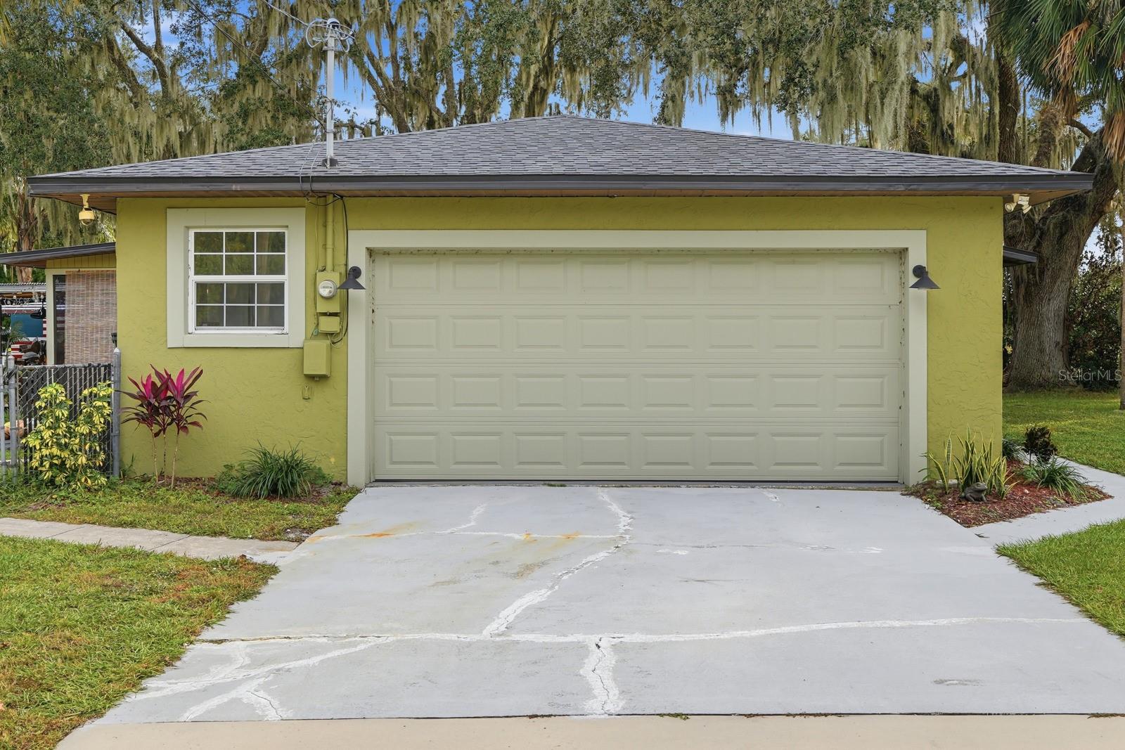 ST JOHNS RIVER LAND CO - Residential