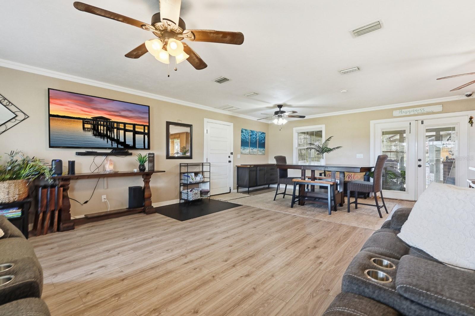 ST JOHNS RIVER LAND CO - Residential