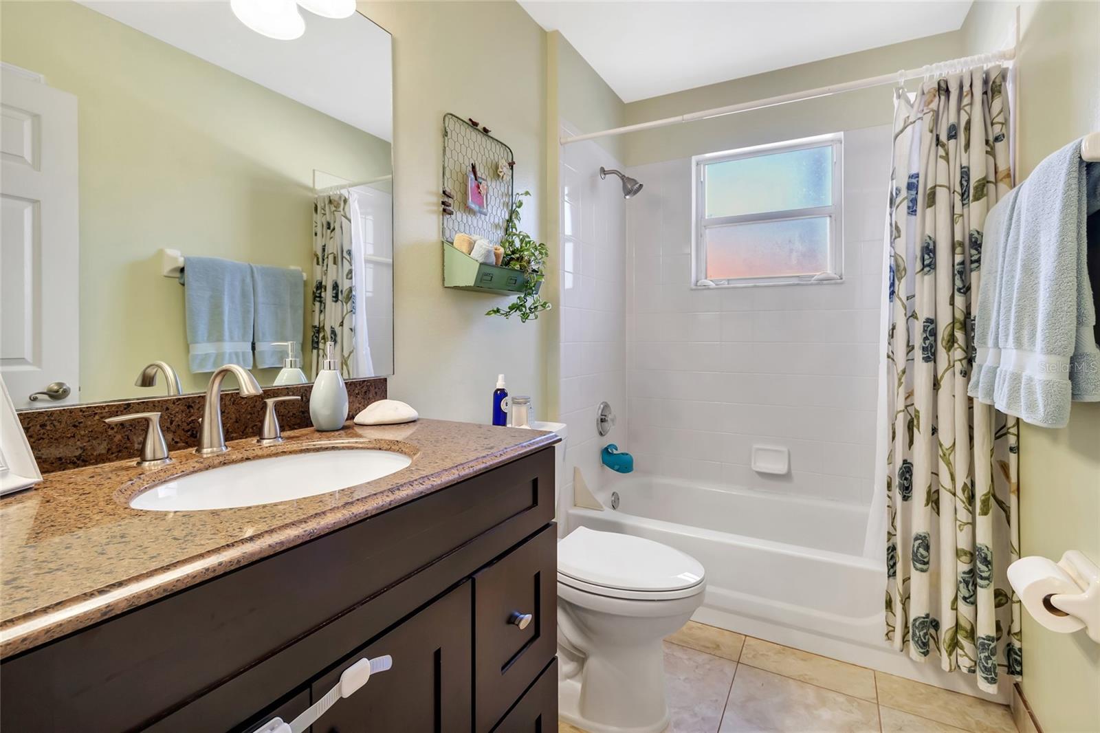 LAKE CLAIR PLACE SUB - Residential