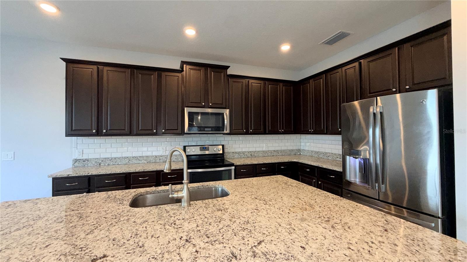 REUNION WEST PH 4 - Residential