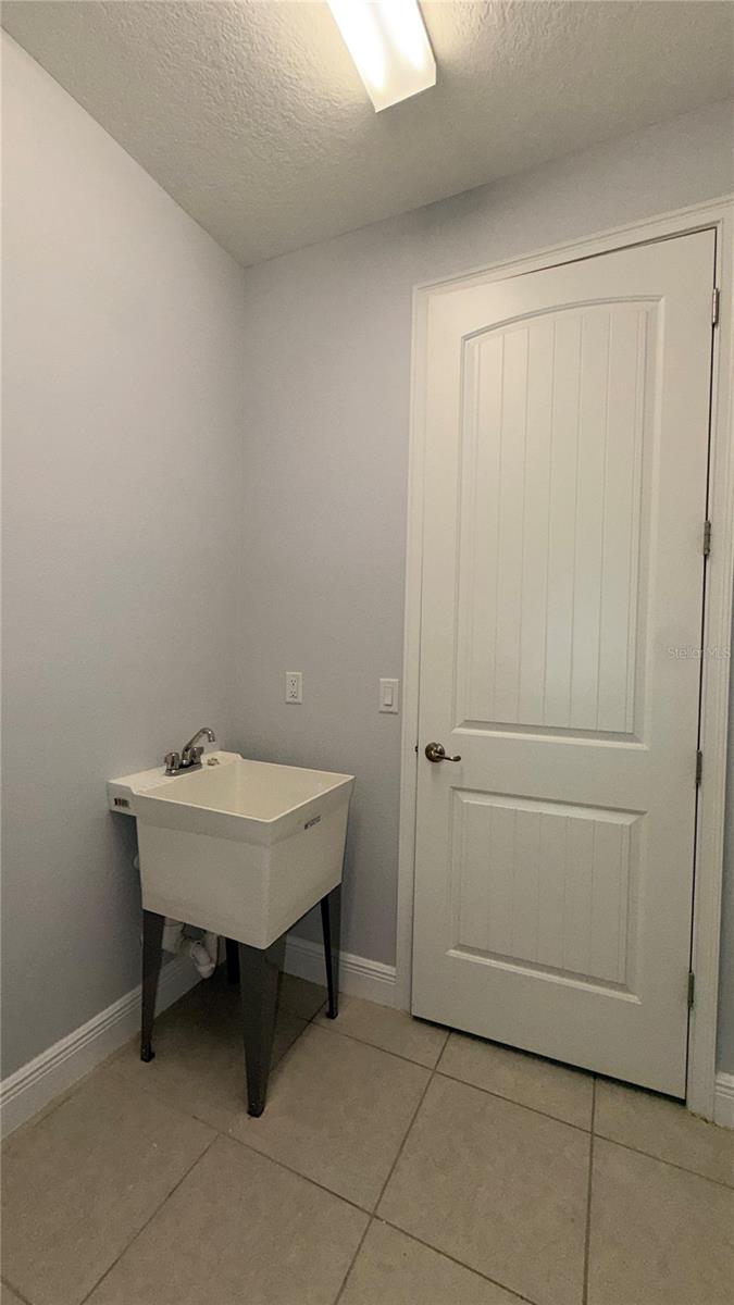 REUNION WEST PH 4 - Residential