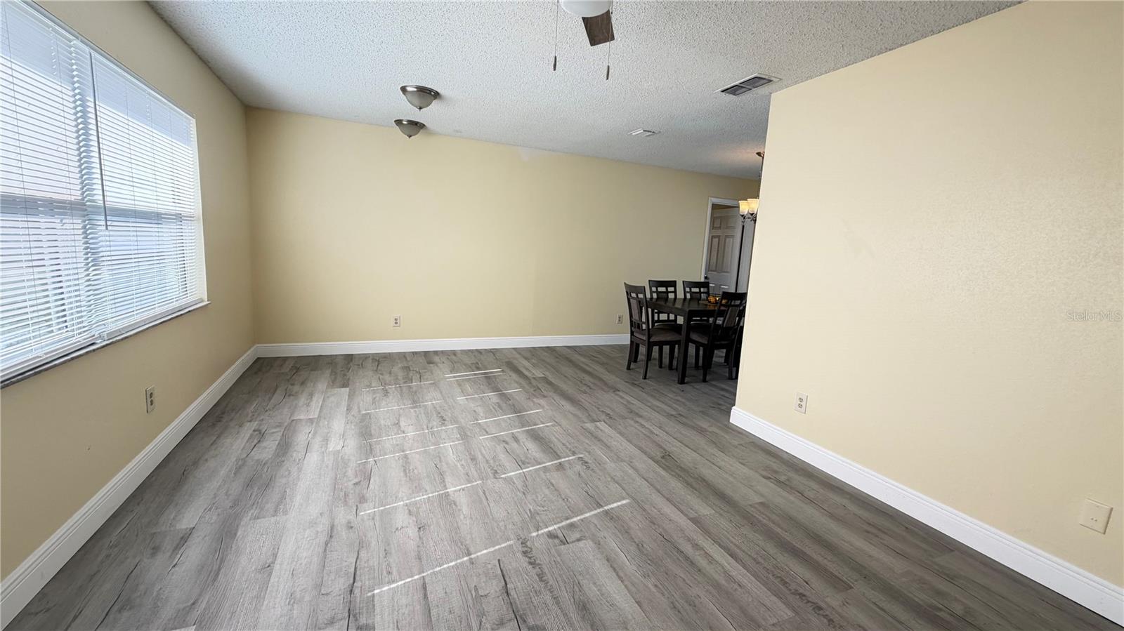 LAUREL HILLS - Residential