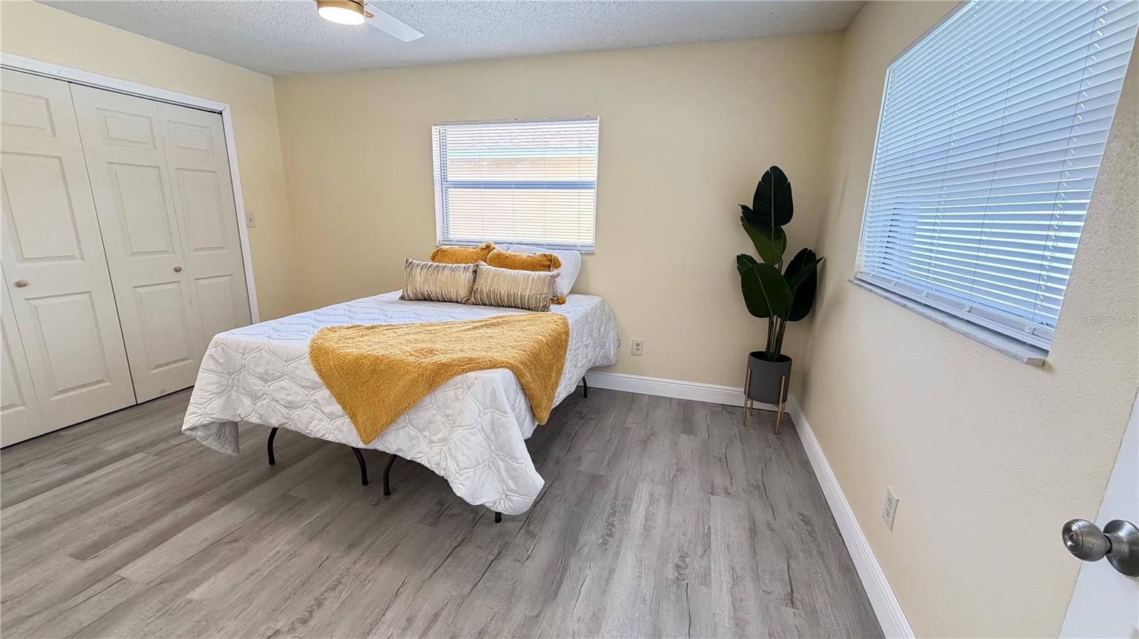 LAUREL HILLS - Residential