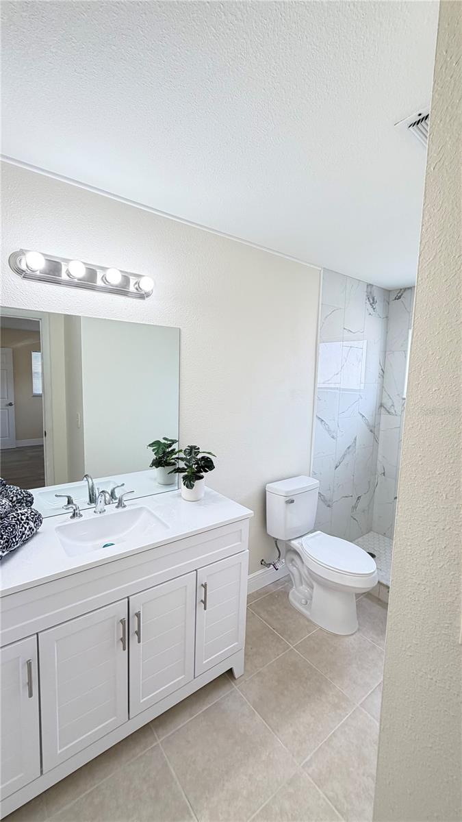 LAUREL HILLS - Residential