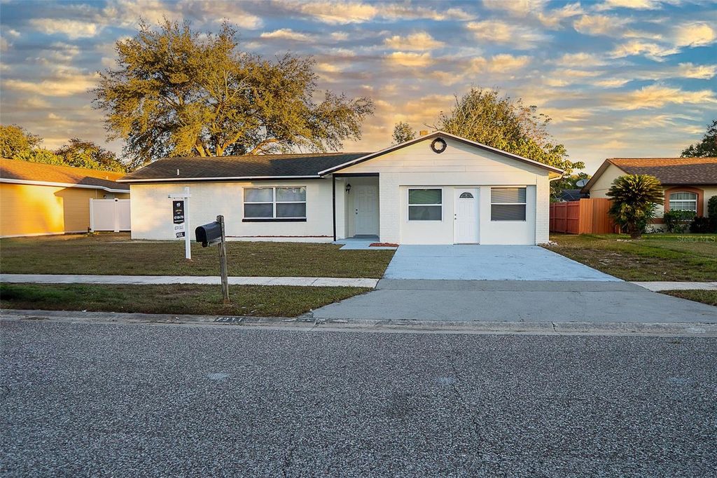 Photo of 7211 Blair Drive, Orlando, FL 32818 (MLS # O6367914)