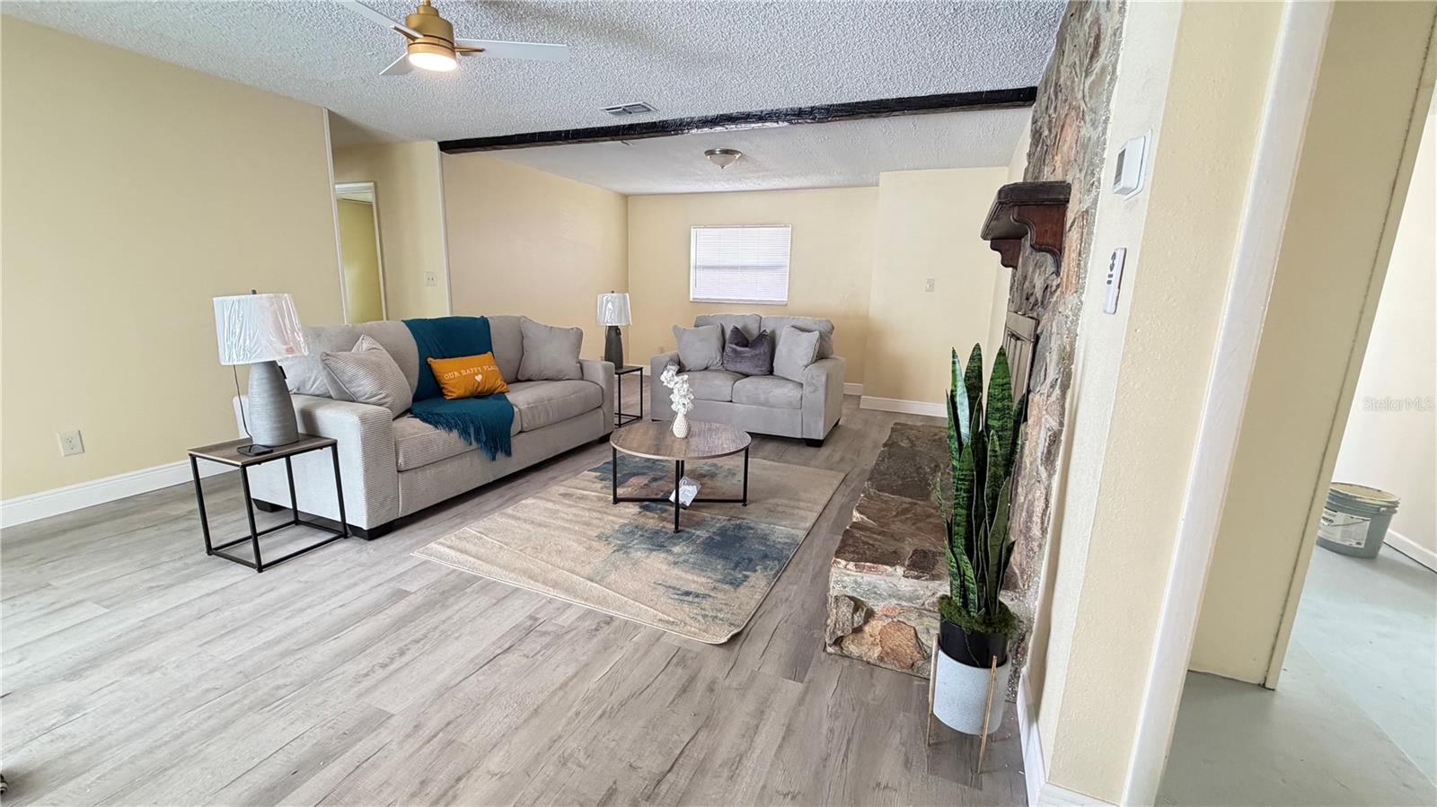 LAUREL HILLS - Residential