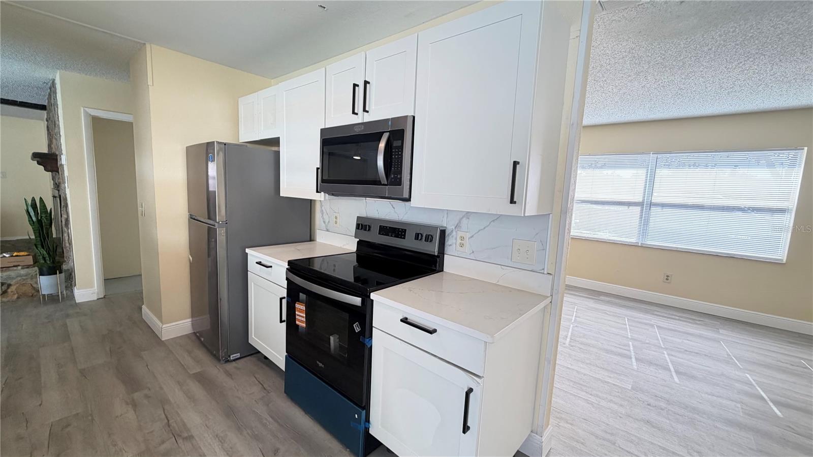 LAUREL HILLS - Residential