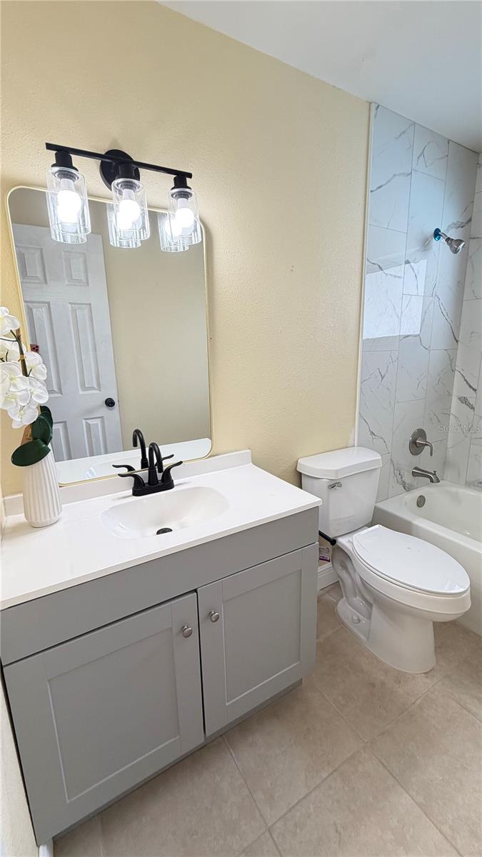 LAUREL HILLS - Residential