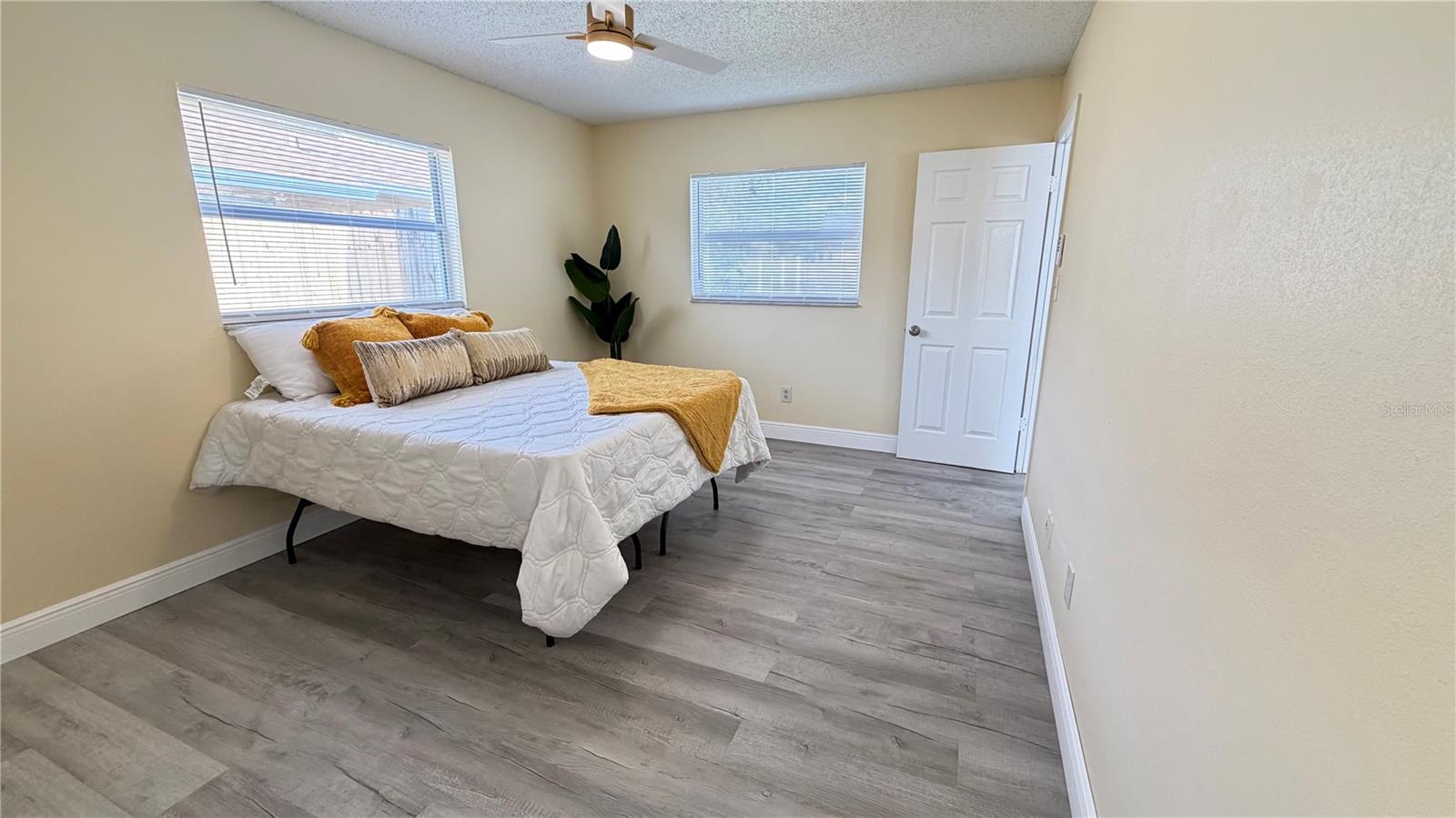 LAUREL HILLS - Residential