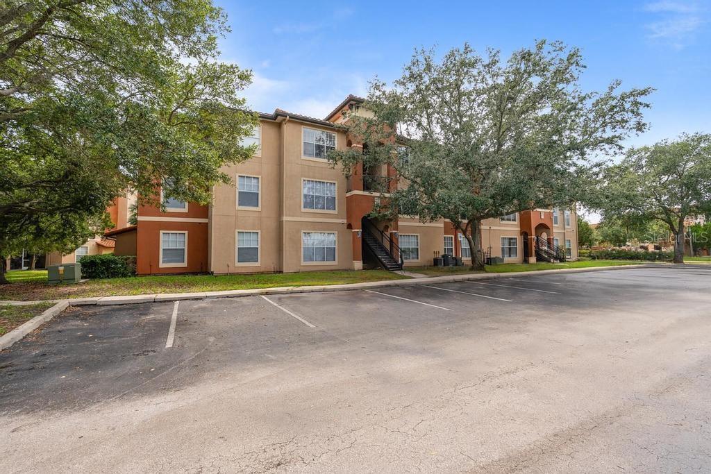 Beautiful 3rd Floor Condo – No Top Neighbors! Now available for rent, this spacious and well-maintained condo offers the perfect blend of comfort and convenience. Located just steps from the pool and right in front of the tennis court, sand volleyball court, playground, and car wash area, this unit is ideally positioned within the community. Inside, enjoy laminated wood flooring throughout, granite countertops, and a bathroom with double access doors. The large living room features three oversized windows that fill the space with natural light. Plenty of parking is available in front of the building. The Palms Club is a gated resort-style community offering 24-hour security and exceptional amenities: 3 swimming pools, a fitness center, yoga/aerobics studio, jacuzzi, sauna, bowling alley, tennis and volleyball courts, dog park, BBQ area and more. Prime location! Just across from Walmart, Eagle Nest Park and the scenic Shingle Creek Trail. Only 1 mile from Valencia College West and less than 3 miles from Universal Orlando. Quick access to I-4, the Turnpike, Millenia Mall, Orlando Premium Outlets, and International Drive. Don’t miss this opportunity to live in one of Orlando’s most amenity-rich communities!