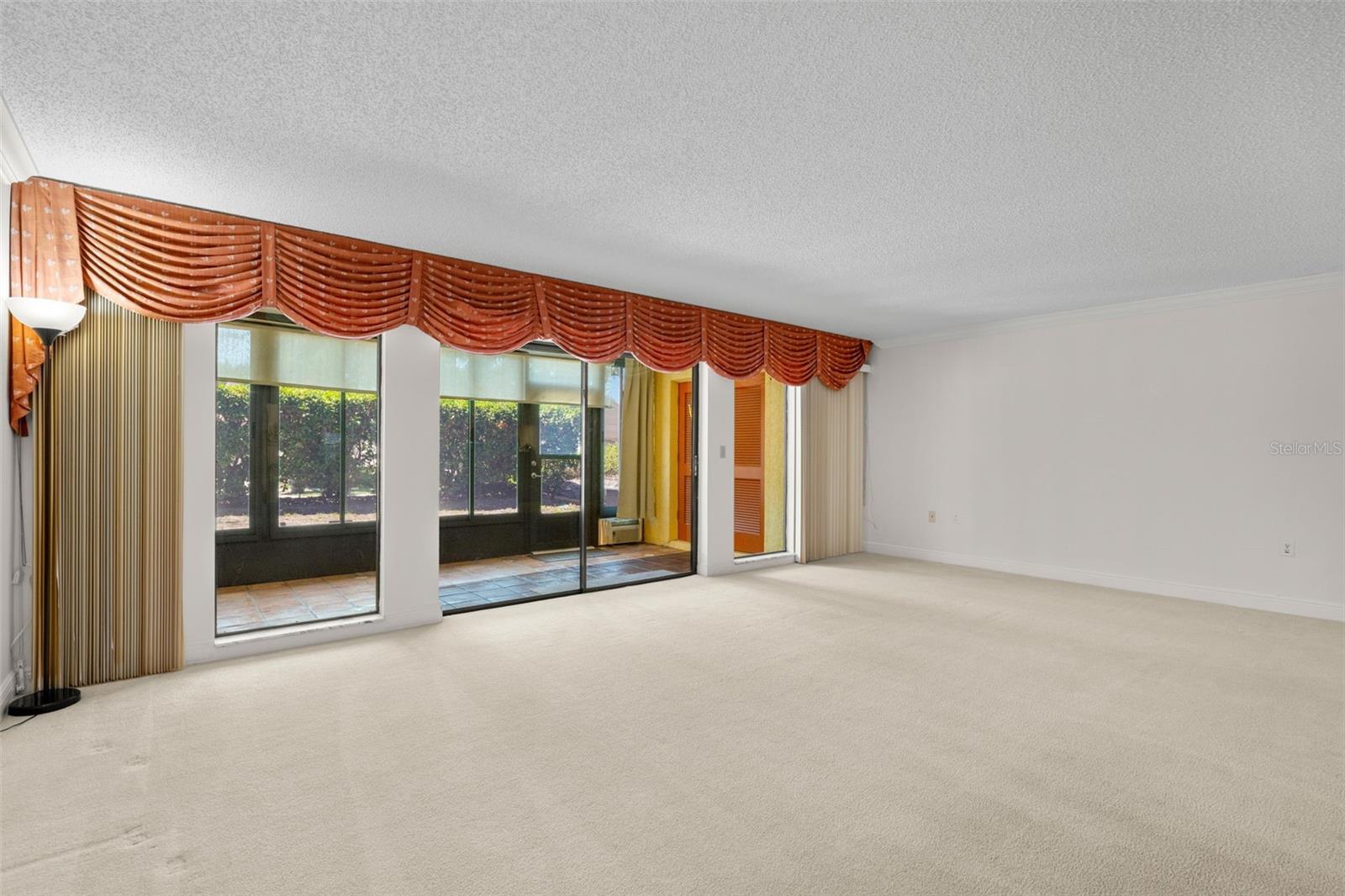 EAST LAKE WOODLANDS CLUSTER HOMES - Residential